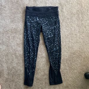 Lululemon crop tights